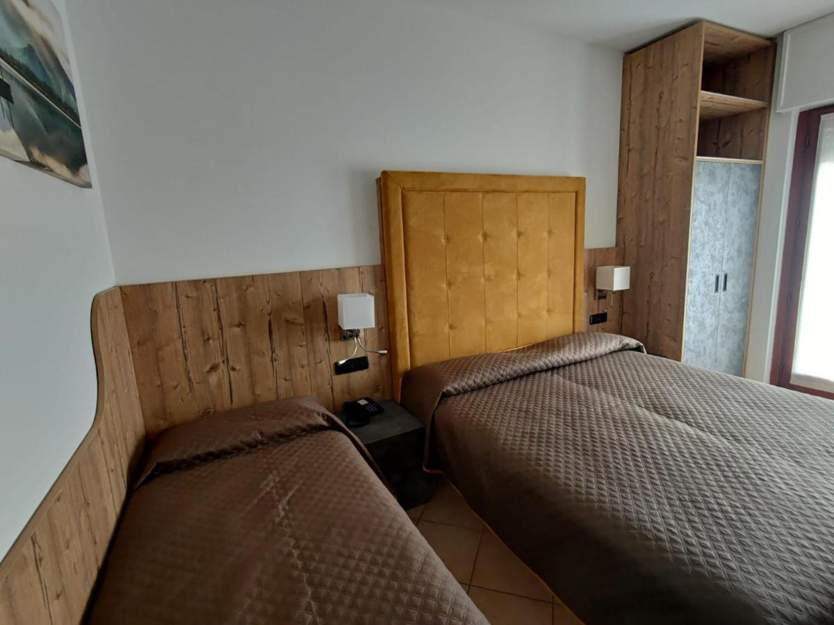 Albergo Casa Este Brenzone Extérieur photo