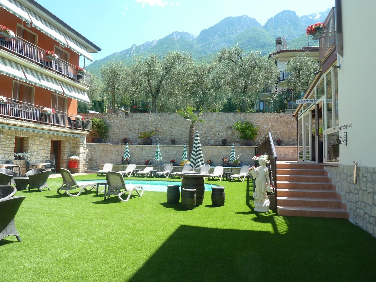 Albergo Casa Este Brenzone Extérieur photo