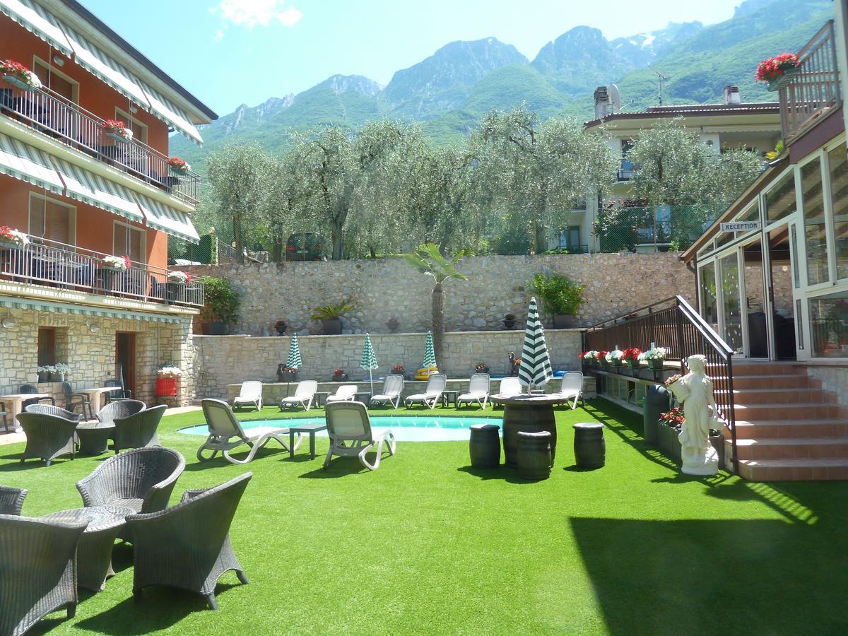Albergo Casa Este Brenzone Extérieur photo