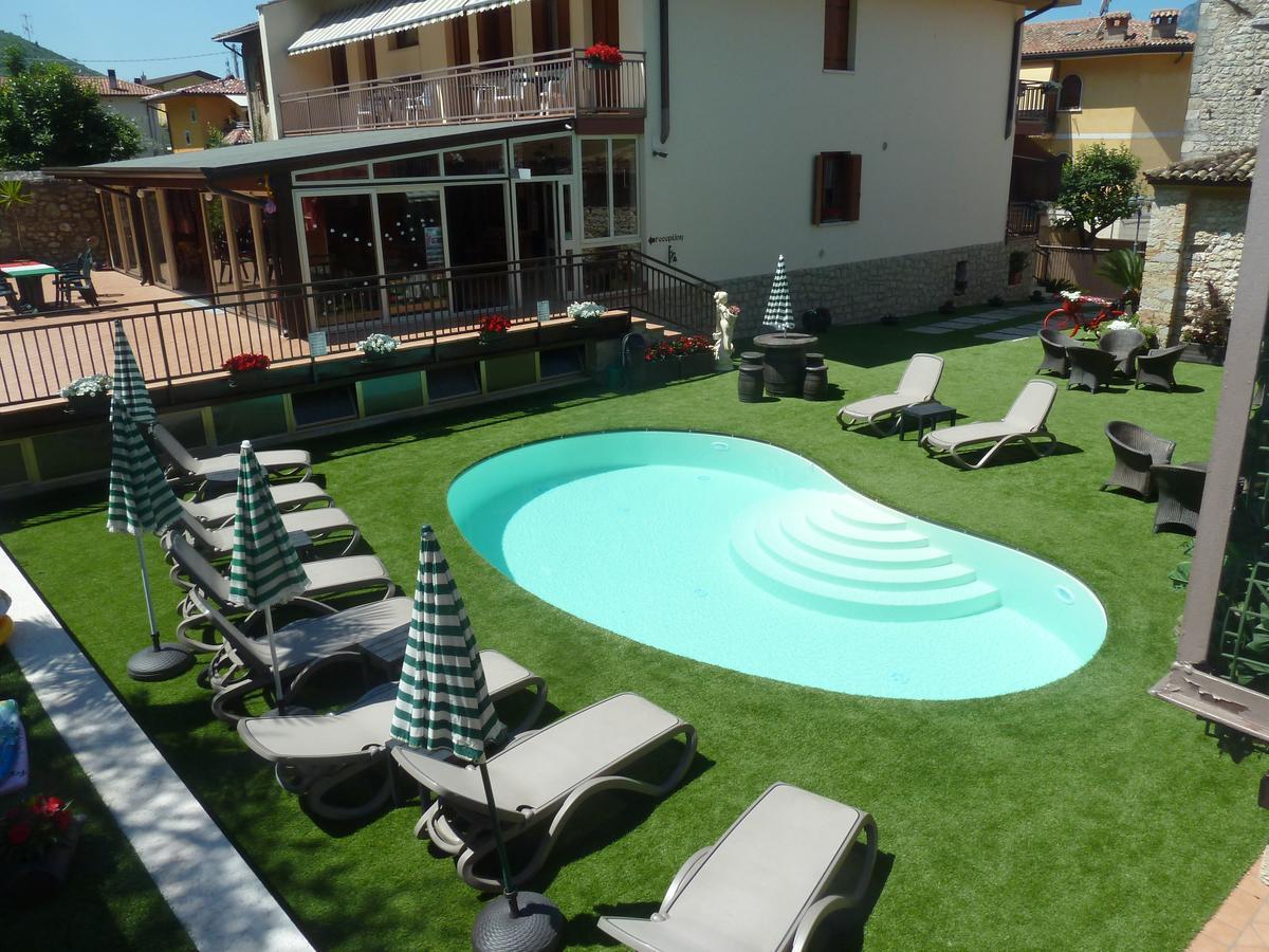 Albergo Casa Este Brenzone Extérieur photo