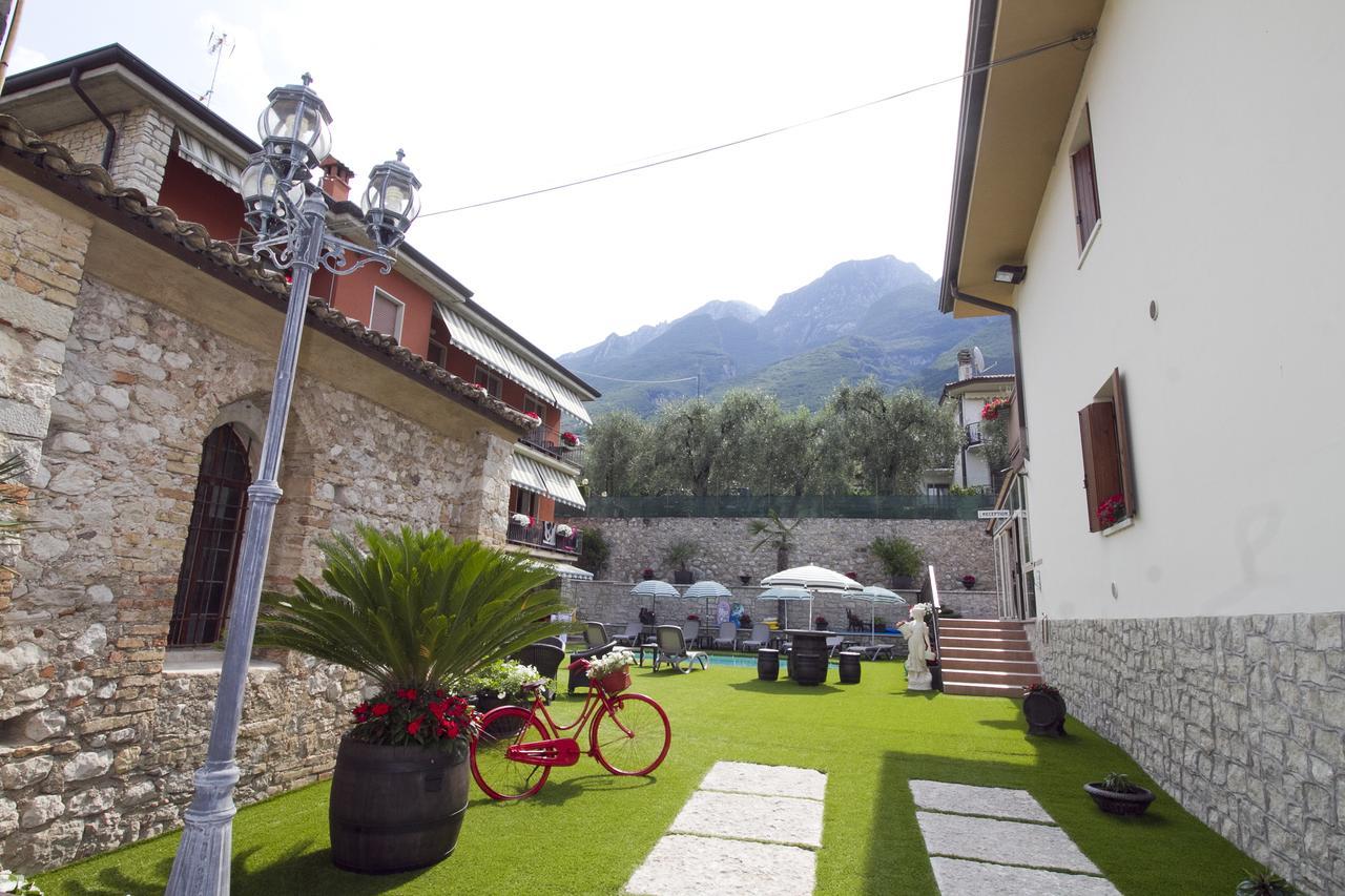 Albergo Casa Este Brenzone Extérieur photo